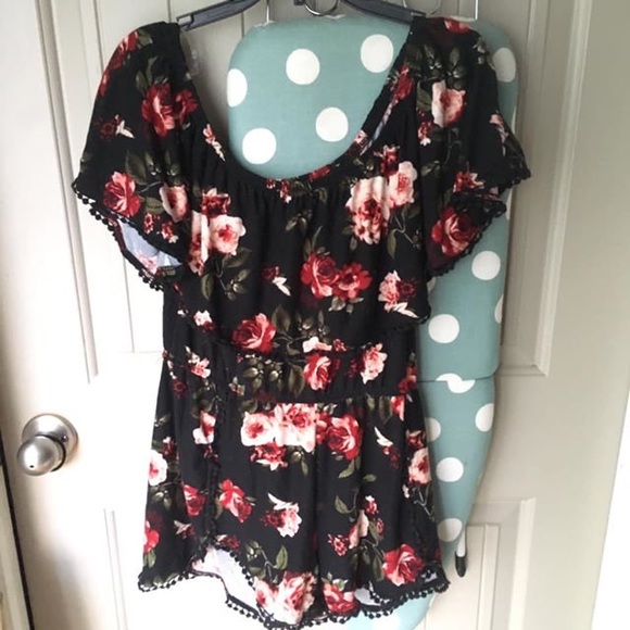 Rue21 Rompers - Picture 2 of 7